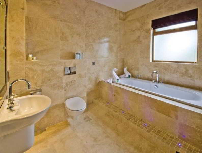 Ard Ri House Hotel Туам Екстер'єр фото